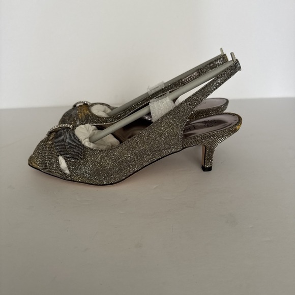 J Renee Heels Slader Dance Fabric Shimmery Pewter Kitten Heels Sling Back 8 W - Picture 4 of 10